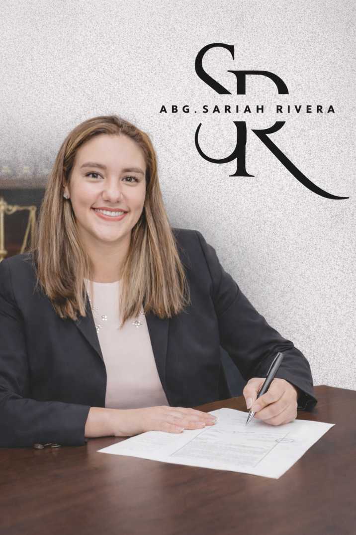 Retrato profesional de la abogada Sariah Rivera